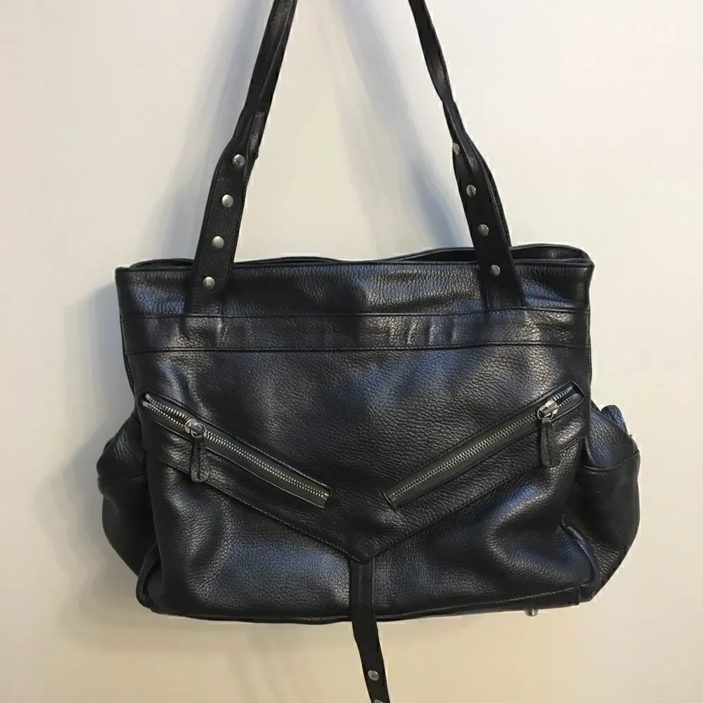 Botkier Large Trigger Satchel 💕like new💕